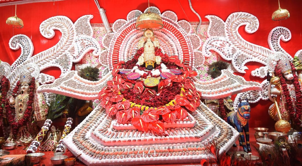 Artisans from Kolkata will decorate tableau of Lord Shyam in Kashi Jaipur singers will sing bhajans