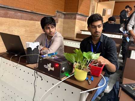 Innovation in monitoring system of aquatic life gets first prize