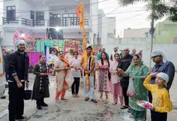 Prabhat Pheri taken out on the occasion of Prakash Parv