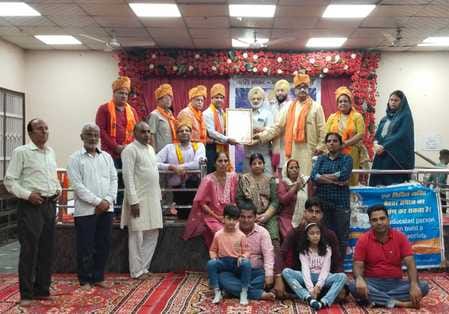 Guru Nanak Dev gave the message of equality, love and true action in the society