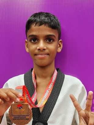 Ghazipur's Nandini won the gold medal in 800m and Priya won the bronze in 200m.