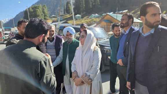 Srinagar, Jammu Kashmir Waqf Board, Dr. Andrabi, Visit Sonmarg