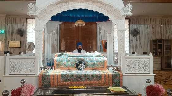 The four-day Guruparva festival began with continuous reading