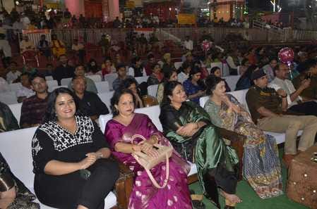 Kailash Kher's songs cast a spell on the waves of Banganga.