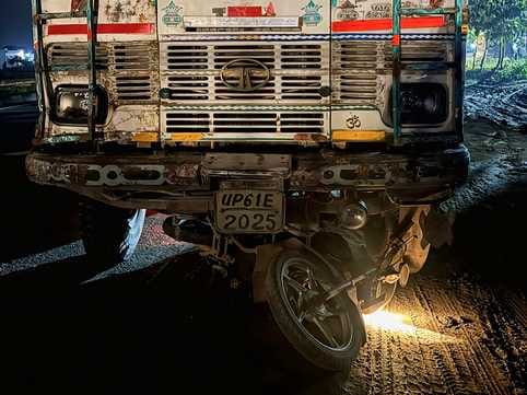 rohtas bihar news: father and son died in road accident, accident case, sasaram news