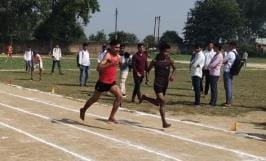 Ajay and Nandini top the 400m race