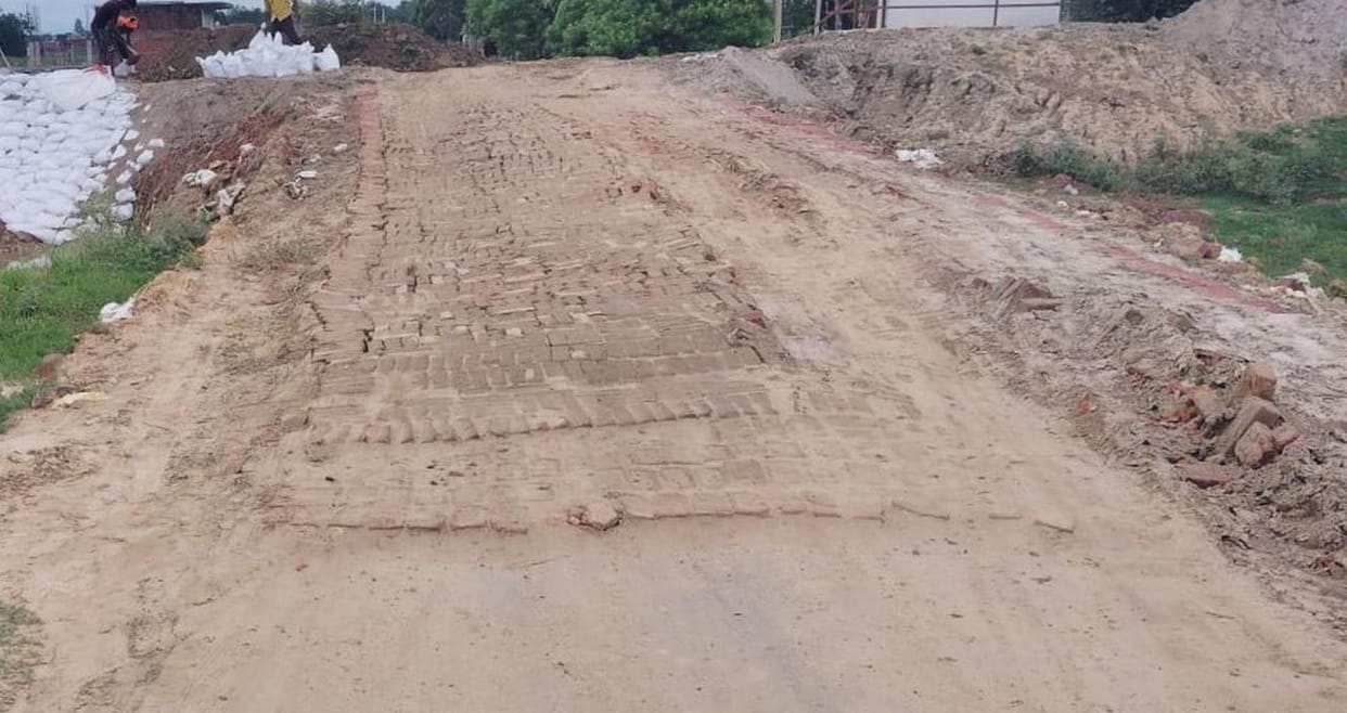 9.77 crore rupees embezzled in flood protection work