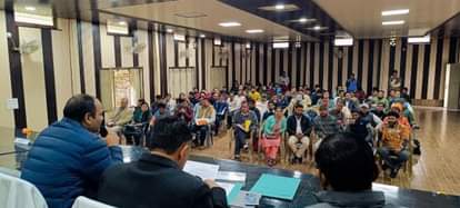 Complainants should contact the officials directly: DM