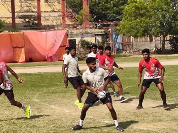 Agra lost in the semi-finals of the state handball competition.