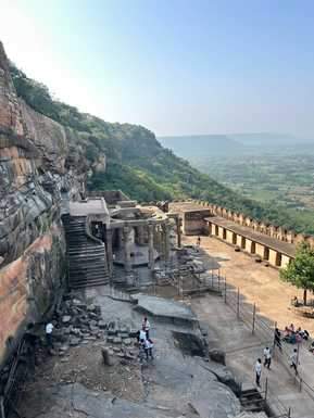 फोटो - 04 कालिंजर दुर्ग का मनोहारी दृश्य। संवाद