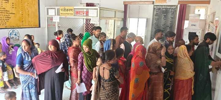 There is no cough syrup in CHC for 15 days, patients are buying it from outside.