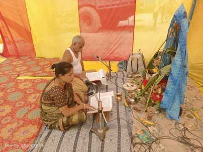 Gangaghat is filled with culture with the chants of Har Har Gange, Namah Shivay and Sitaram.