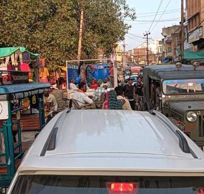 Jam caused by random vehicles, pedestrians troubled all day long