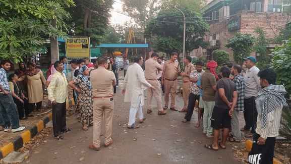 Father of three dies, family accuses police of assault