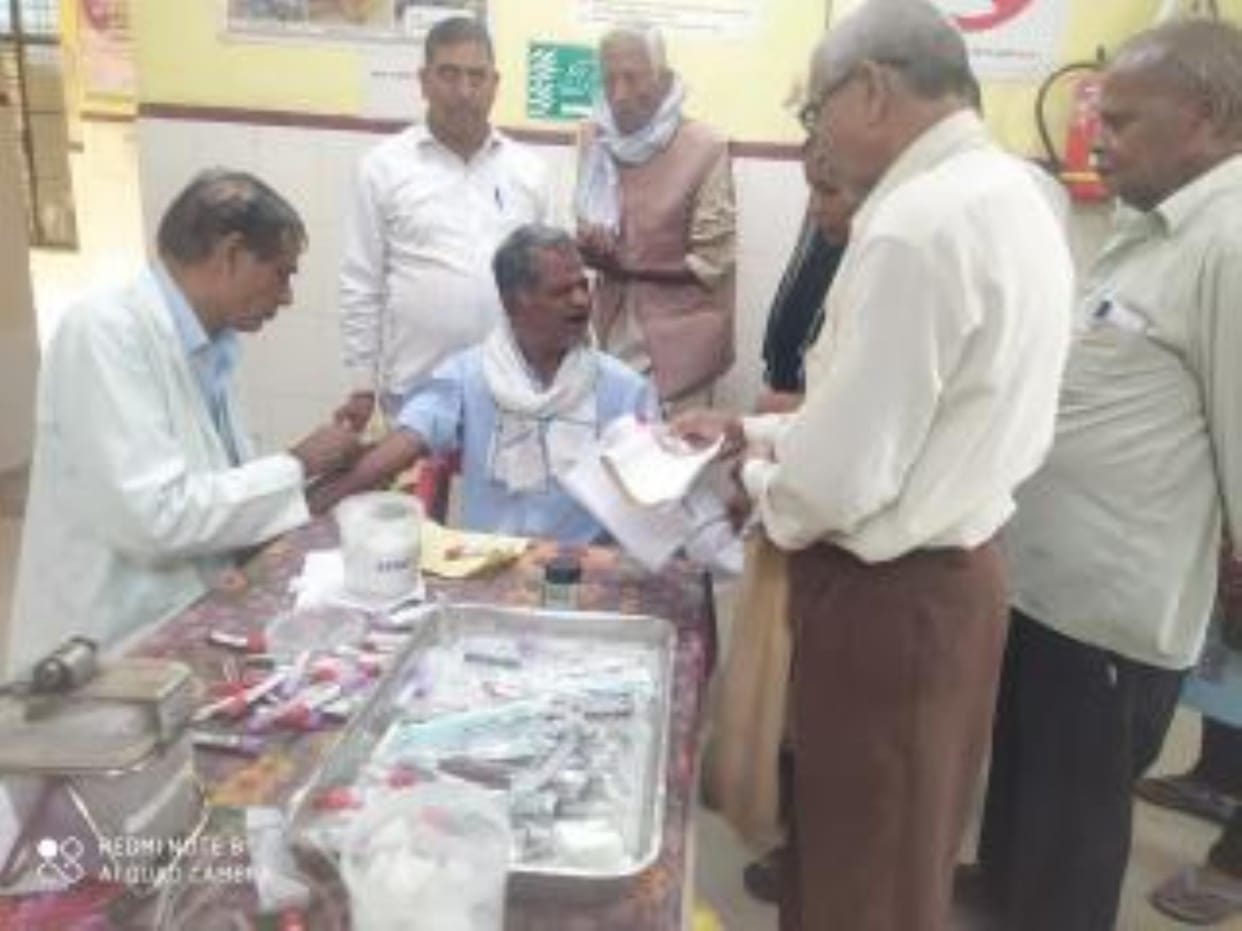 28 patients admitted with fever and chest pain