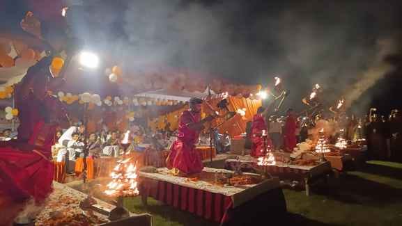 Ganga Aarti on the lines of Varanasi captivated the hearts