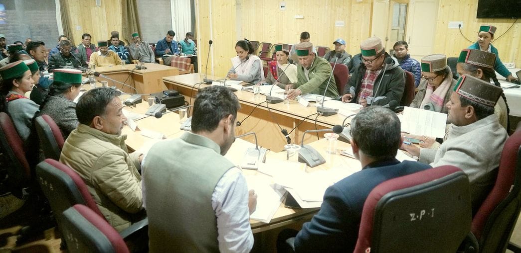 The District Council meeting discussed the expenditure of the 15th Finance Commission funds.