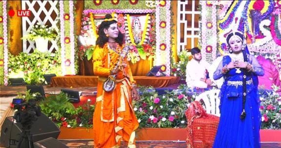 Dancers danced to Shyamprabhu's songs, tableaux captivated everyone.