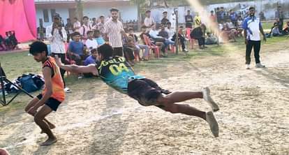 Varanasi, Gorakhpur, Azamgarh, Basti, Prayagraj, Aligarh and Moradabad in the quarter finals