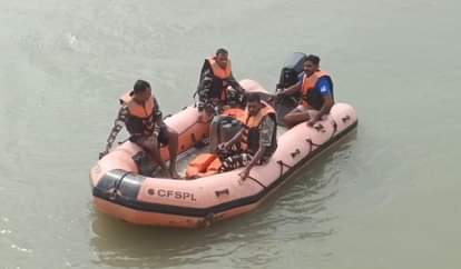 Bharthapur boat accident: Two more bodies found on seventh day, search on for four more