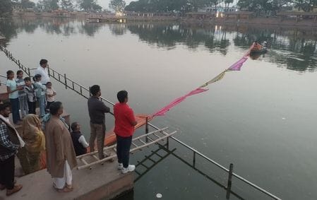 Mother Ganga was worshipped at Hari Ki Pauri