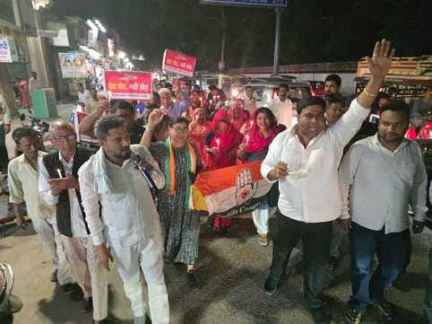 Congress took out a candle march