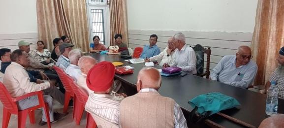 pensioners meeting in ponta
