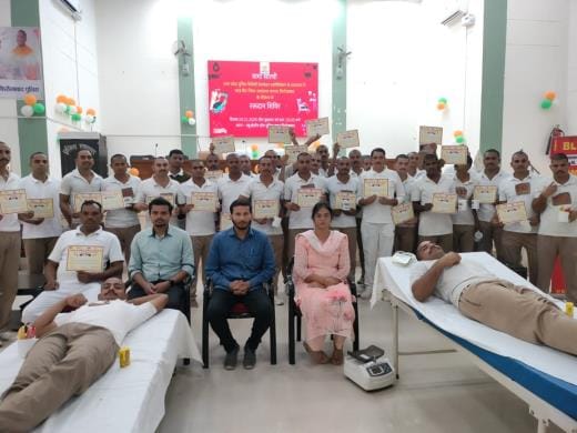 60 policemen donated blood60 policemen donated blood