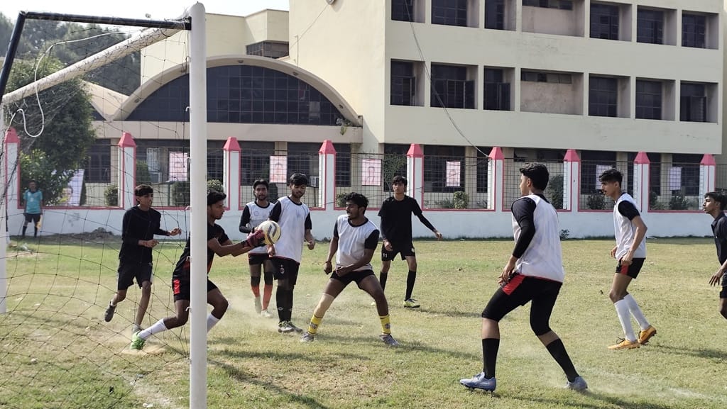 Nitin and Anushka ran the fastest in the Under-18 category.