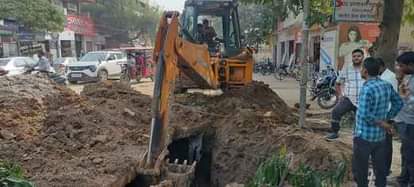 Main pipeline on Railway Road breaks, water supply disrupted in many localities