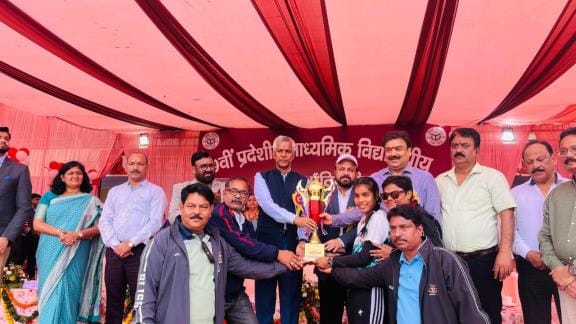 Aligarh, Azamgarh and Varanasi became winners in the handball competition