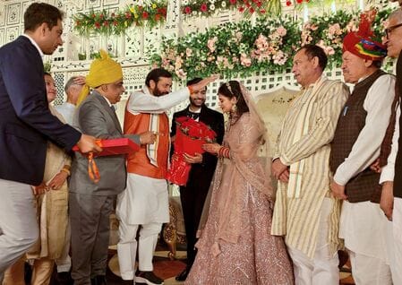 CM Nayab Saini attended the wedding of Jawahar Saini's son