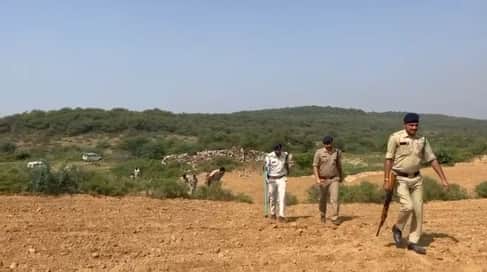 बेहट के जंगलों में पुलिस और बदमाशों के बीच मुठभेड़