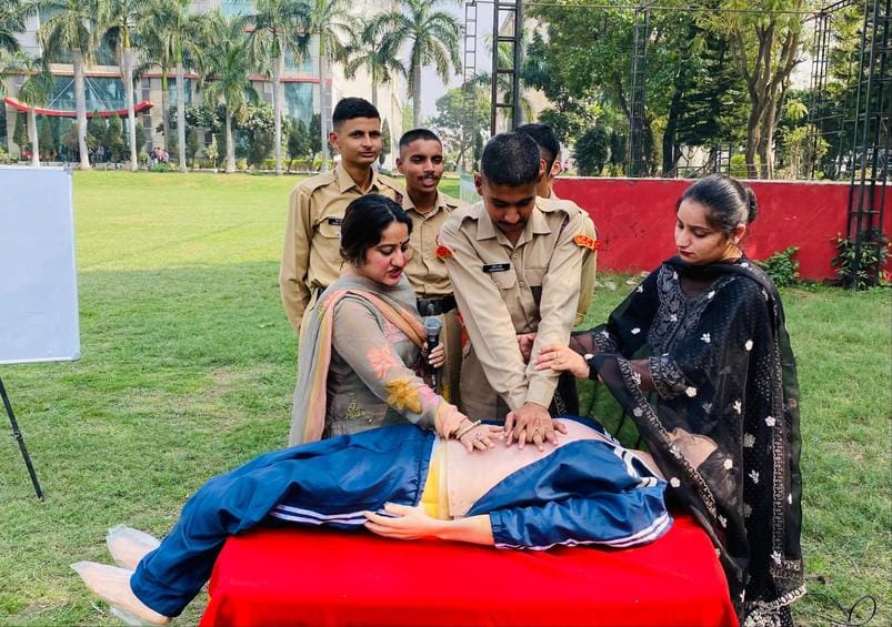 Cadets learned to administer first aid