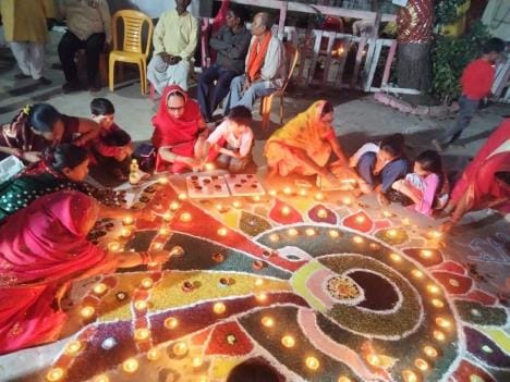 Dev Deepawali celebrated with great pomp
