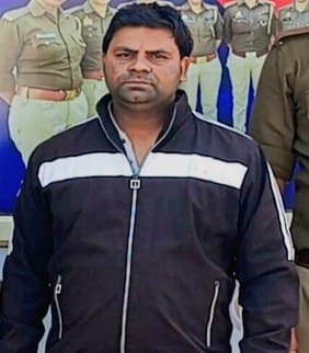The accused who married a woman in court by hiding his religion was sent to jail.