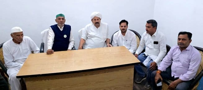 Youth should give up drugs and focus on the development of the country: Naresh Tikait