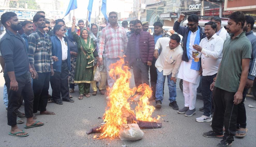 Effigy of Punjab Chief Minister Bhagwant Singh Mann burnt