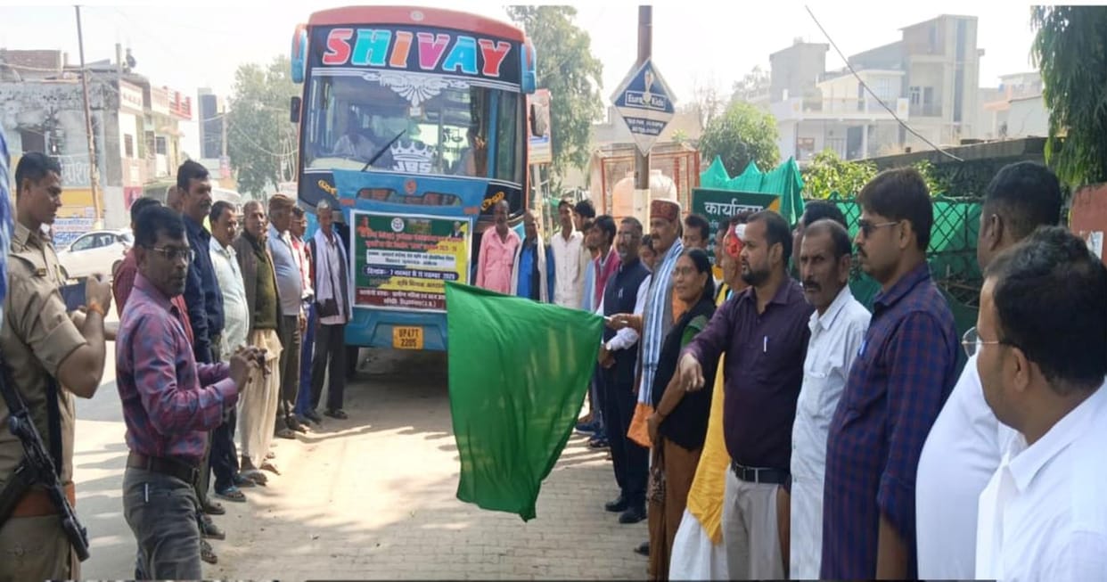 50 farmers of the district set out to learn modern millet farming.