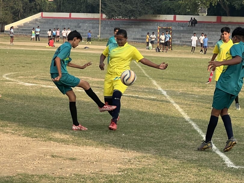 Ranjana's five goals and Amrita's four goals helped Mirzapur division win.