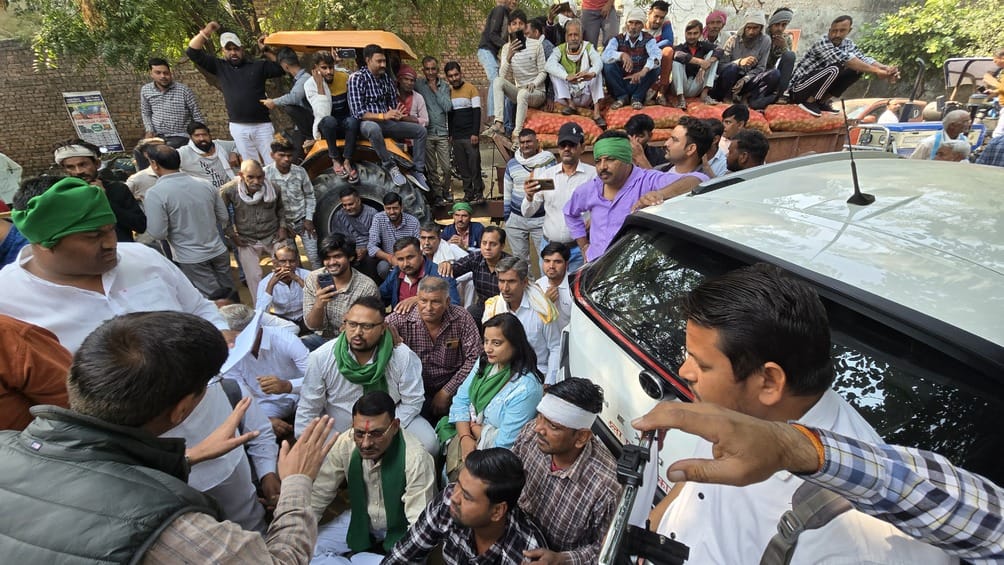 Farmers staged a sit-in protest against potatoes spoiling in cold storage.