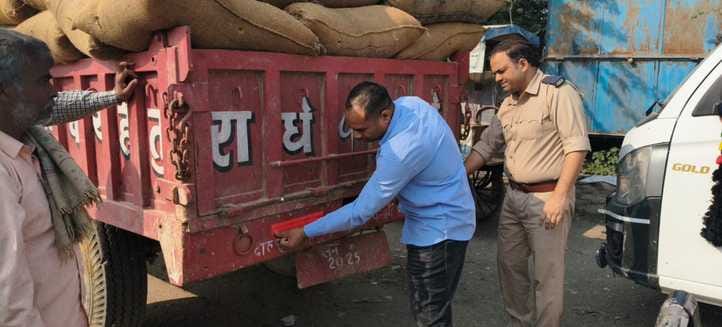 Four unfit autos and e-rickshaws seized