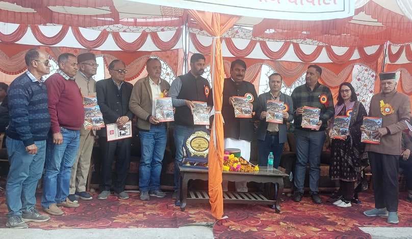 The history of the Churdhar Temple is preserved in the souvenir of the Shanta Mahayagna.