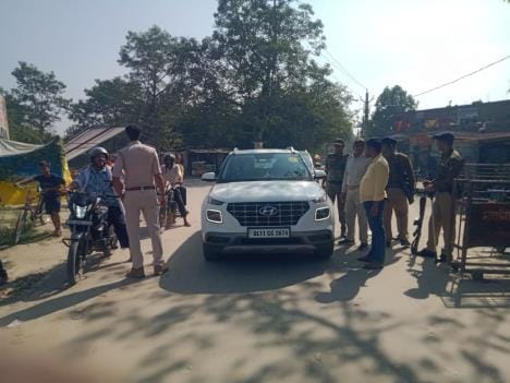 Bihar elections: Police remain vigilant at the border, movement of vehicles restricted