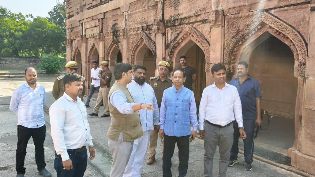 Extensive tourism potential in the Chunar region: Rajesh