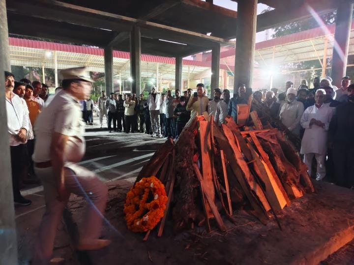 Funeral with police honours, tears welled up in son's eyes