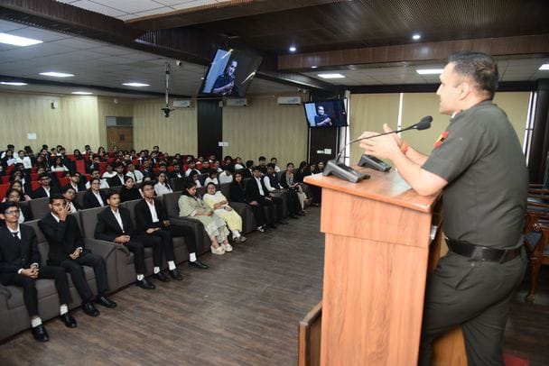 Information given to law students regarding admission in JAG branch