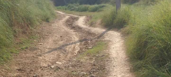 The path of development will reach Khodan, a concrete road will be built