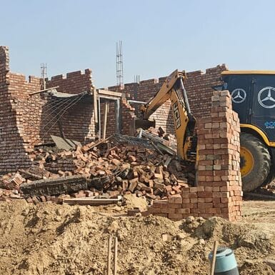 SMDA team demolishes illegal construction near Barwasni