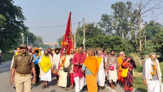 The devotees of 84 Kosi Parikrama reached the second stage.